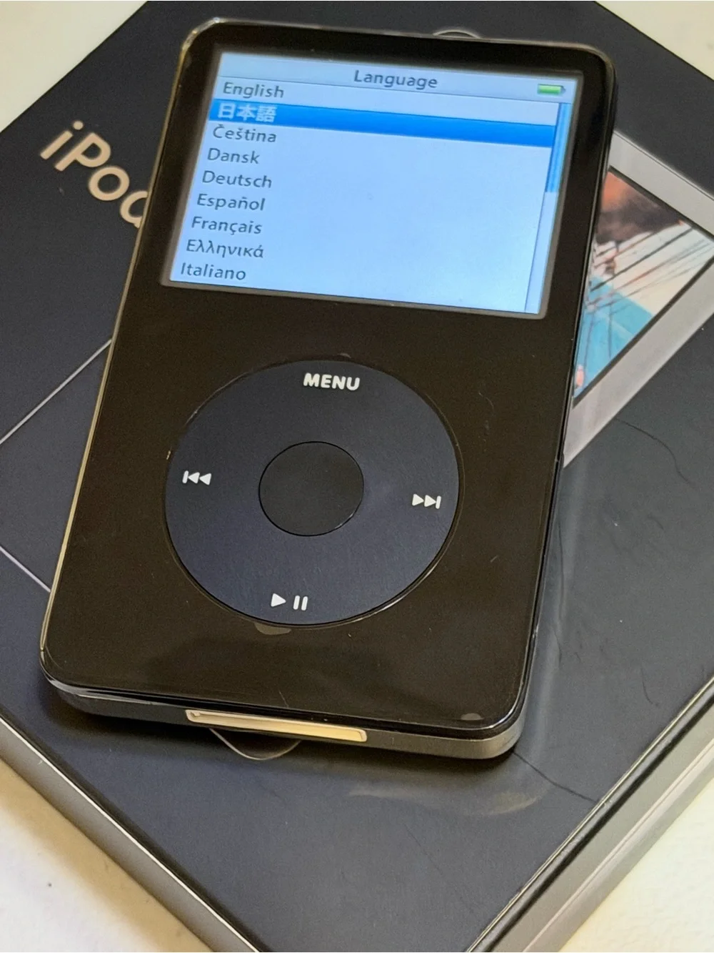 Apple iPod Video Black 5.5 80gb dac in Apple box